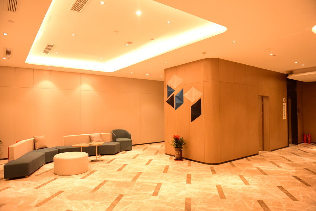 Holiday Inn Express Lhasa Potala Palace, An Ihg Hotel Dış mekan fotoğraf