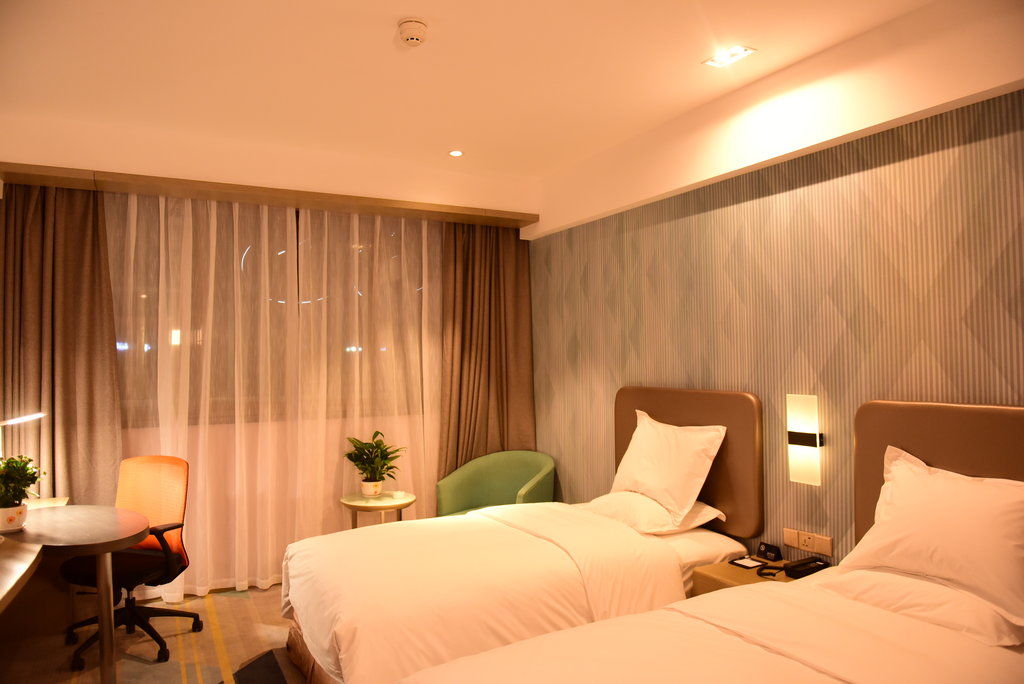 Holiday Inn Express Lhasa Potala Palace, An Ihg Hotel Dış mekan fotoğraf