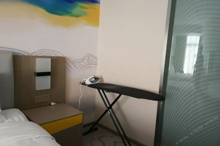 Holiday Inn Express Lhasa Potala Palace, An Ihg Hotel Dış mekan fotoğraf
