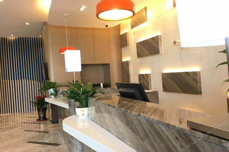 Holiday Inn Express Lhasa Potala Palace, An Ihg Hotel Dış mekan fotoğraf