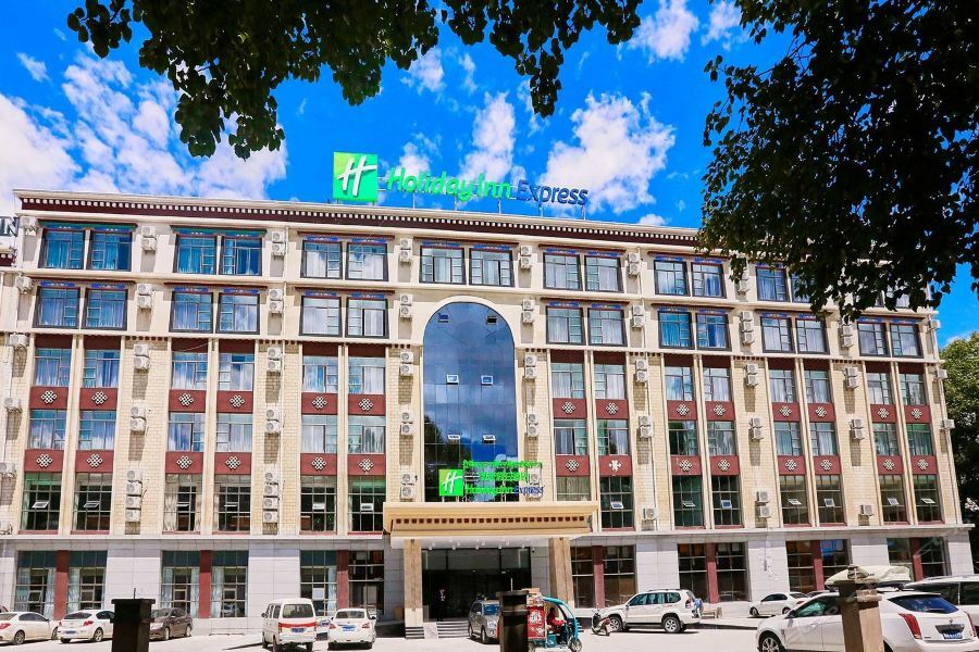 Holiday Inn Express Lhasa Potala Palace, An Ihg Hotel Dış mekan fotoğraf